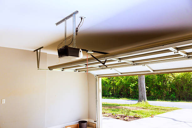 Top rated local Garage Door Roller Replacement specialists in Sturgeon, MO